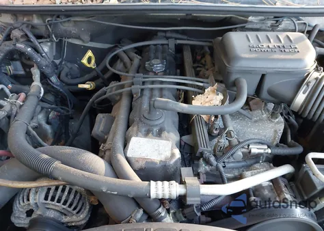 2004 Jeep Grand Cherokee Laredo z USA, uszkodzony, nr VIN 1J4GW48S34C144831